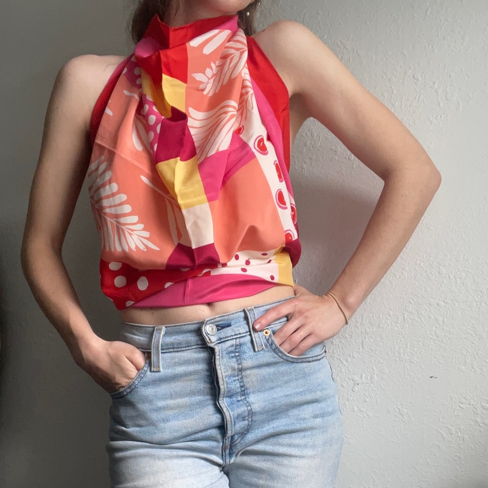 Pierre Cardin Vintage Silk Signed Scarf 30x30 Pink Red Orange Scarf Top - Picture 2 of 12